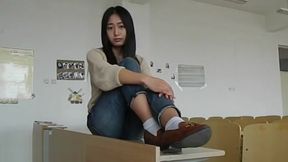 Chinese Foot Tickle White Socks Bare Feet & Nylon