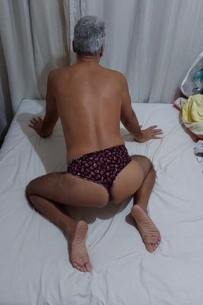 Ladysilva Crossdresser Hot Ass in Panties by Webcam