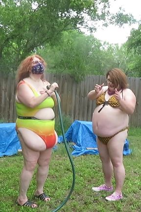 Clean stuff and each other with hose me and BBW tranny Dee Dee