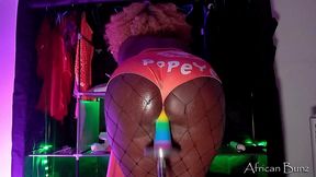popeye s cashier turn pornstar - ebony slut riding fuck machine