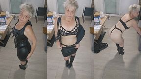 je suis sur que tu aime ma tenu en cuir mes bottes ma lingerie mon cul ma chatte...