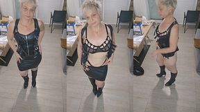 je suis sur que tu aime ma tenu en cuir mes bottes ma lingerie mon cul ma chatte...