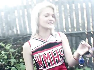 Bawdy South Florida Cuties Gone Wild - Backyard Blowjobs in Miami Dade and Pasco County