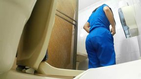 Camera catches nurse pissing in hospital bathroom(nurse)