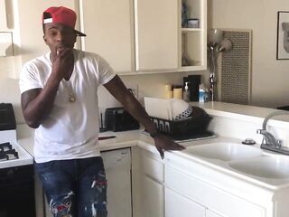 This babe A Baddie Sizi Sev Gets On Her Knees & Blows Rome Major BBC!