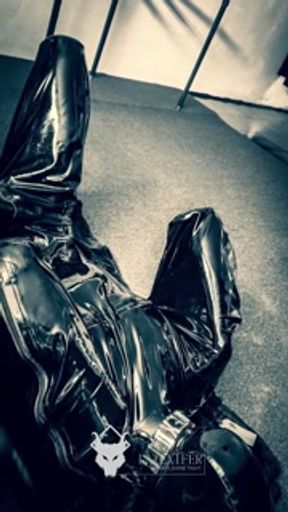 Latex Breathplay Foot Slave (Session 28)