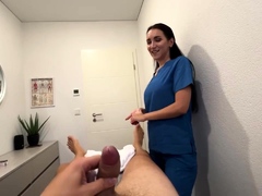Eva Keks A Skilled Therapist Turns Medical Massage Into