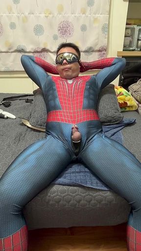 Fat Spider Draws by Drawing in the Red Center