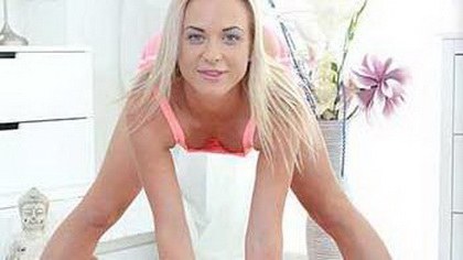 Fun On A Yoga Mat - Vinna Reed