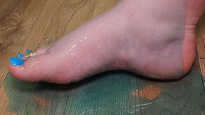 #2 Blue gel on bbw's feet (No talking)