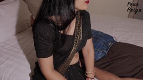 Stepmom's Back Scratch Request Turned Her Horny Leading to Blowjob Hot Sex
