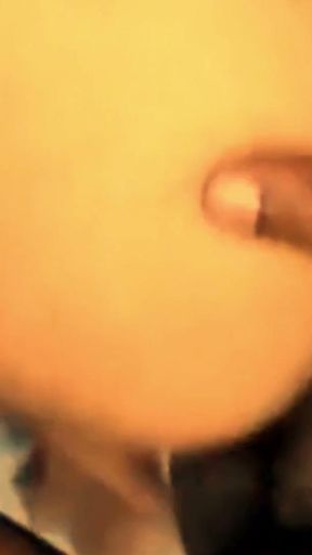 Dashi Hindu hot Bhabi romantic moments   Clip 1