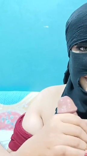 Egyptian Arabic Sex with a Clear Voice of Sharmota From Kafr El-sheikh Getting Fucked by Her Lover