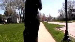 nilou s cellphone crushing limo wait-nilou achtland