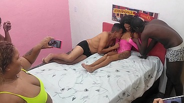 Bastidores da gravação com Karina Mello.