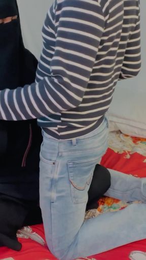 Epic moment from &quot;Loan vasule ke liye bank manager ne grahak ke patne ko choda sex webseris&quot;