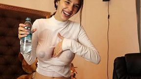 1080 quality girl with huge natural tits play  &mdash; wet shirt