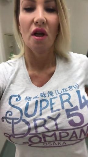 Wanking in the hospital toilet extended version