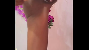 Doble penetraci&oacute_n mi culo esta muy mojado y abierto