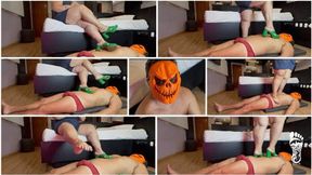 Juliette_RJ's Trampling a new Halloween Invader Pumpkin Head - FOR MOBILE DEVICES USERS - HARD TRAMPLING - SADISTIC - TRAMPLING - FOOT FETISH - BODY JUMPING - STOMPING - FEET SPANKING - BRAZILIAN GODDESS - FEMDOM - HALLOWEEN