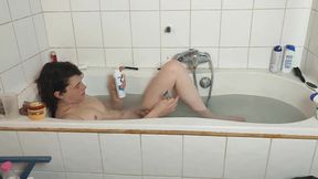 Shaving my legs (Sara nb)