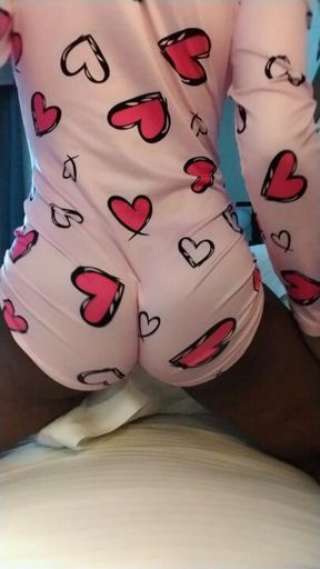 I demand you watch my perfect assss😩