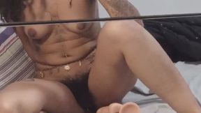 Hairy pussy selfie on mirror