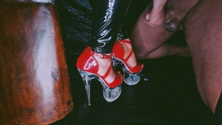 LittleMissTipToes - Dominant Goddess Milks Her Submissive Over Red High Heels