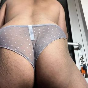 Big ass bitch hairy ass bottoms