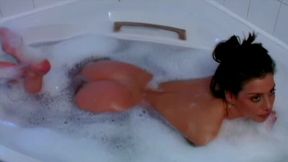 Linsey Dawn McKenzie shows off her massive natural tits on cam