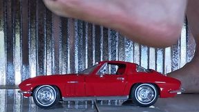 Series Of Short Clips 300lbs Brune Hilde Crushing Cars