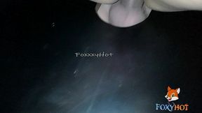 segundo dia en las cabinas, y esta vez una verga gruesa me llena de leche despues de que le quite el condon