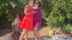 duo lesbien torride avec maureen : strap-ons, double gode et squirting intense