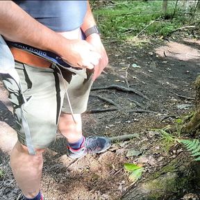 Taking a piss in the outdoors