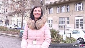 MILF Vicky's Street Casting Craving for a Huge Dick