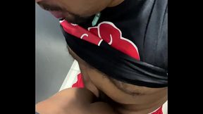 PEGOU TRES MACHOS NO BOX DO BANHEIRO PUBLICO, GOZARAM E SAIRAM.