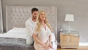 Cum 4K: Stepmom Brandi Love massage