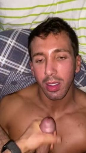 CUTE TAN BOY SWALLOW - ONLYFANS: THEGRANDEE