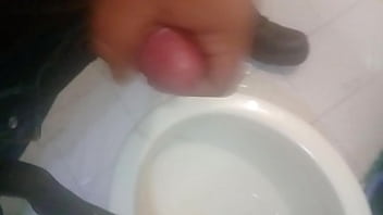 Tuve  chathot hace 30 hora y no aguante mas