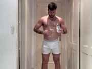 GIANT GROWTH OILED UP FLEXING