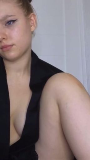 Jaw-dropping moment from &quot;First time anal fingering&quot;