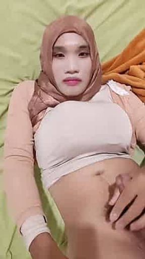 Hijab shemale LestyWaria sqruittt