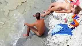 Beach Captures A Horny Amateur Couple Having Wild Sex