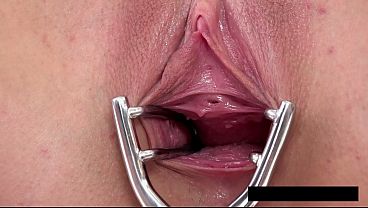 Vany Ully &amp_ Lucia Denvile Fisting