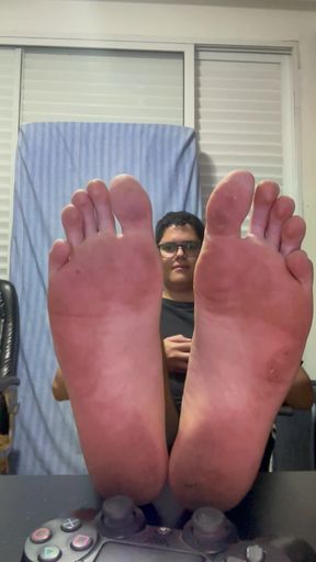 Gamer boy feet