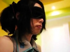 Japanese teen CD blindfold bj swallow