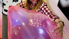 Evil-Lyn fingernails to pop 14 big Balloons