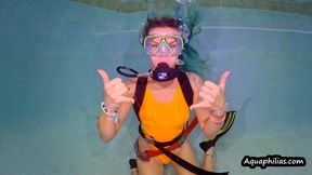 Aquaphilias- Tampa Bae- Her First SCUBA Lesson