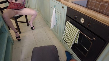 Morning blowjob by redheads