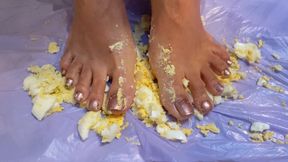 crushing eggs with new nails